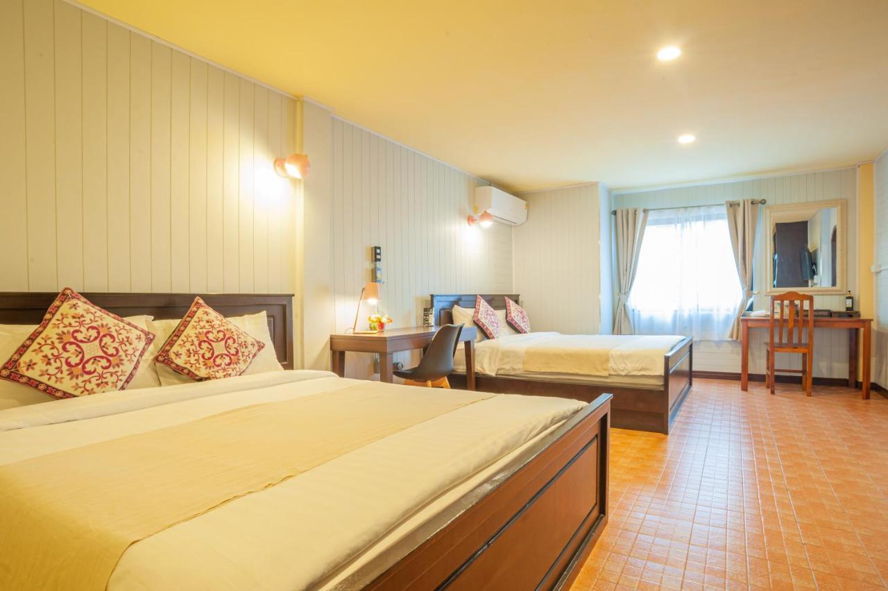 Hotel Talay Sai @ Thung Wua Laen Pathiu Esterno foto