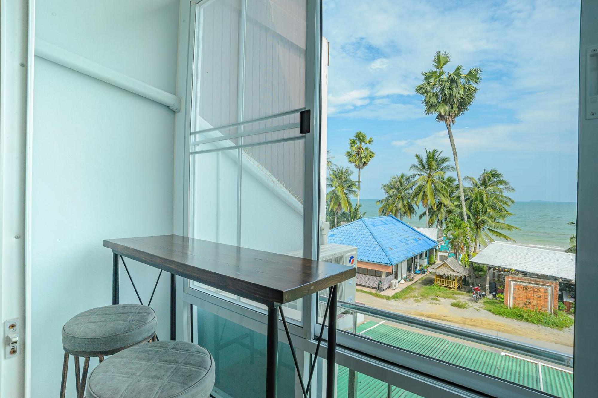 Hotel Talay Sai @ Thung Wua Laen Pathiu Esterno foto
